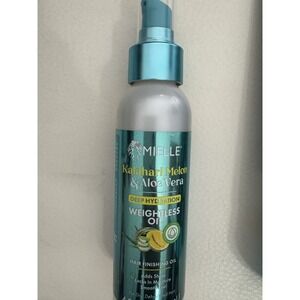 Mielle Kalahari Melon and Aloe Vera Deep Hydration Weightless Hair Oil 4 Oz.